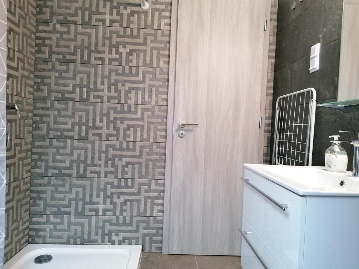 Mohacs Apartman Ngoại thất bức ảnh